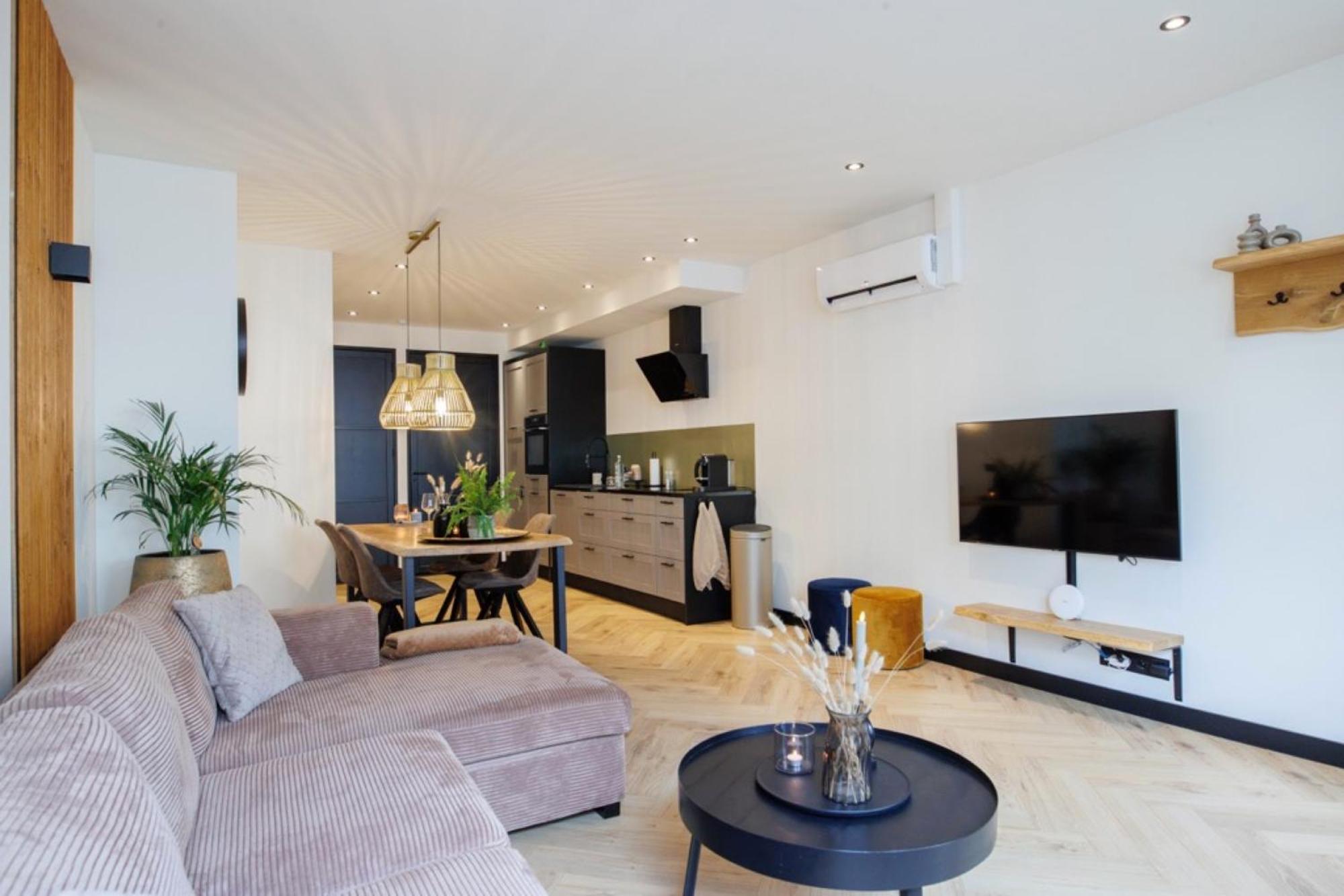 In De Mid - Prachtige Appartementen In Hartje Joure Εξωτερικό φωτογραφία
