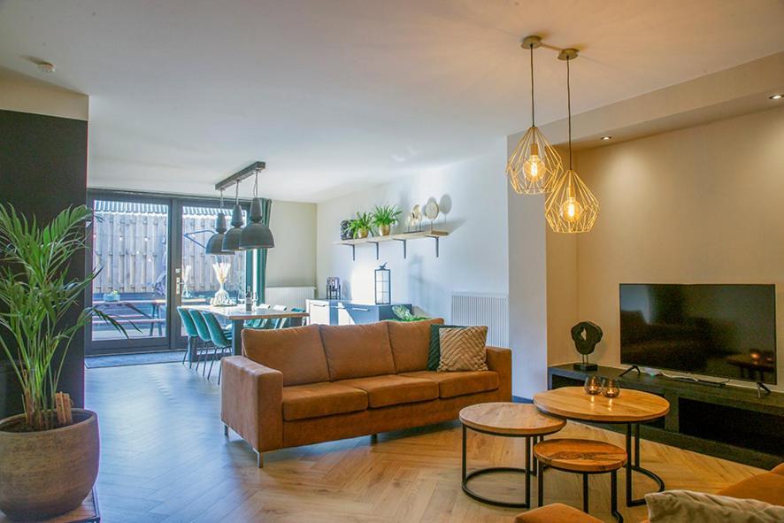 In De Mid - Prachtige Appartementen In Hartje Joure Εξωτερικό φωτογραφία